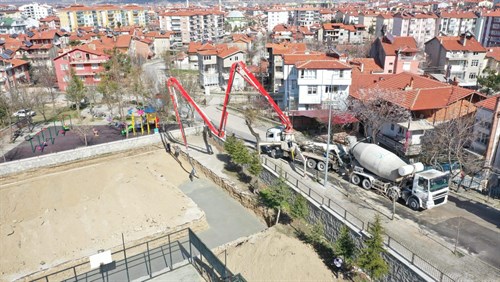 Şehit Burhan Açıkkol Ortaokulu Kapalı Spor Salonu inşaatı başladı