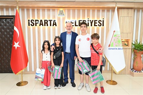 Minikler talep etti, Başkan Başdeğirmen söz verdi